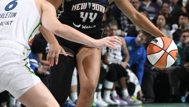 BROOKLYN, NY - OCTOBER 20: Betnijah Laney-Hamilton #44 of the New York Liberty dribbles the ball during the game against the Minnesota Lynx during Game 5 of the WNBA Finals on October 20, 2024 in Brooklyn, New York. NOTE TO USER: User expressly acknowledg