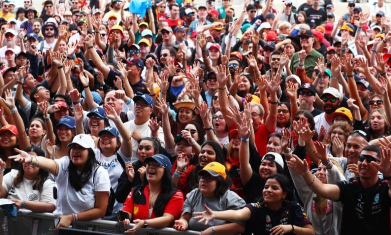 AUSTIN, TEXAS - OCTOBER 18: Fans enjoy the atmosphere at the fan stage prior to practice ahead of the F1 Grand Prix of United States at Circuit of The Americas on October 18, 2024 in Austin, Texas. (Photo by Peter Fox - Formula 1/Formula 1 via Getty Image